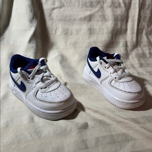 Nike Kids' White and Navy Sneakers